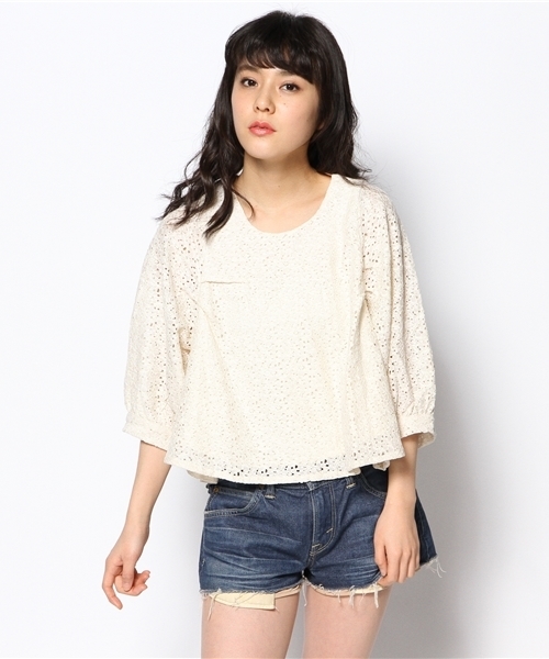 mystic（ミスティック）の「レースバルーン袖ショートプルオーバー（シャツ/ブラウス・レディース・ラベンダー/ベージュ/ブラック/オフホワイト/ネイビー/グリーン・ﾌﾘ-）」の9枚目の写真