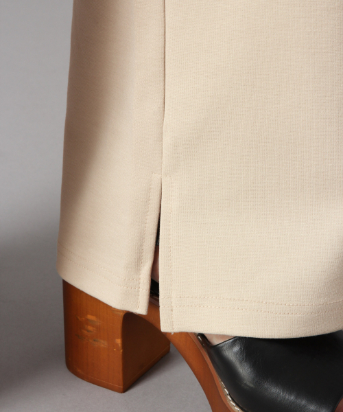 LOWRYS FARM（ローリーズファーム）の「ポンチセンタープレスパンツ　849441（その他パンツ・レディース・グレー/ブラウン/ダークブラウン/レッド・MEDIUM/LARGE）」の11枚目の写真