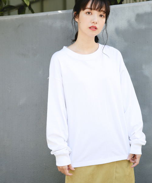 LOWRYS FARM（ローリーズファーム）の「ＵＳＡクルーＴシャツＬＳ　845536（Tシャツ/カットソー・レディース・ブラック/ベージュ/ブラウン/オフホワイト・FREE）」の2枚目の写真