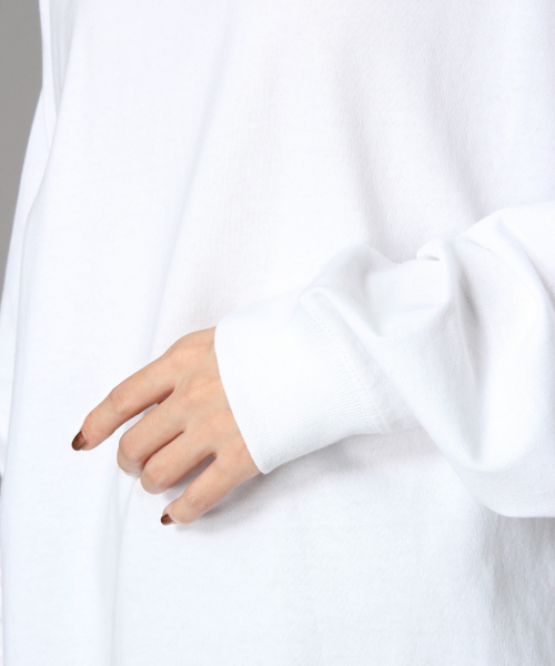 LOWRYS FARM（ローリーズファーム）の「ＵＳＡクルーＴシャツＬＳ　845536（Tシャツ/カットソー・レディース・ブラック/ベージュ/ブラウン/オフホワイト・FREE）」の14枚目の写真