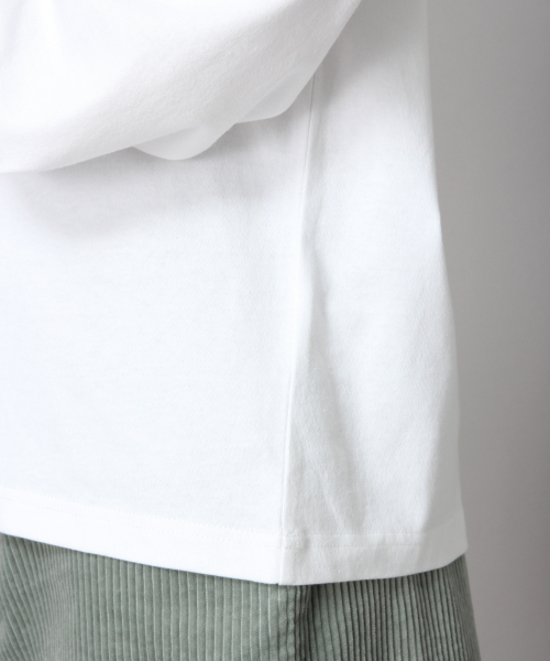 LOWRYS FARM（ローリーズファーム）の「ＵＳＡクルーＴシャツＬＳ　845536（Tシャツ/カットソー・レディース・ブラック/ベージュ/ブラウン/オフホワイト・FREE）」の15枚目の写真