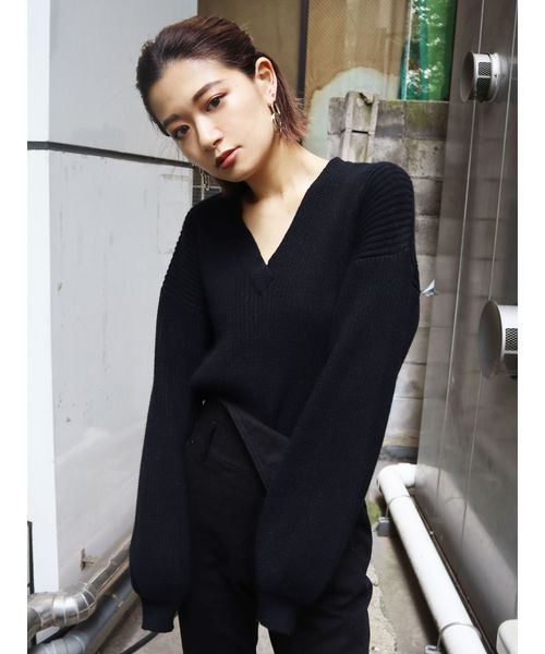 EMODA（エモダ）の「OVRラップサークルピアス（ピアス（両耳用）・レディース・シルバー/ゴールド・FREE）」の7枚目の写真