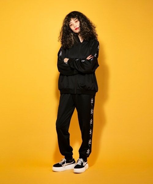 Candy Stripper（キャンディストリッパー）の「HONE HONE MOUSE JERSEY パンツ（その他パンツ・レディース・ブラウン/ブラック/グリーン・2）」の4枚目の写真