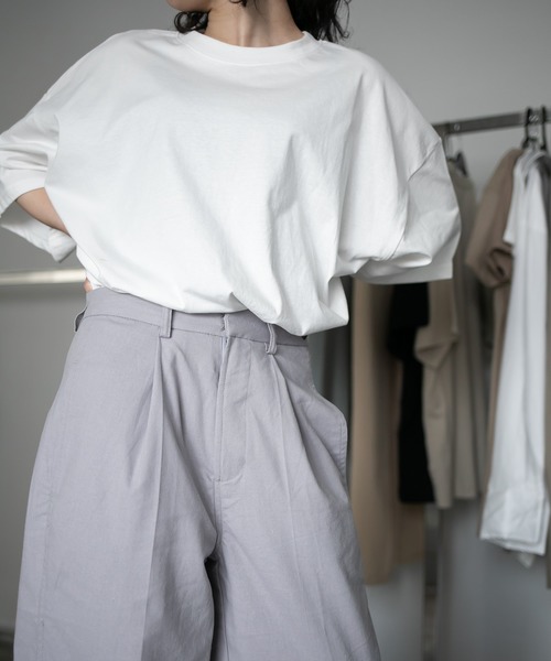 chuclla(チュクラ)の「【chuclla】【2020/SS】organic cottion サイドスリットTシャツ chw1133(Tシャツ/カットソー・レディース・ホワイト/ブラック/ベージュ/モカ・FREE)」の2枚目の写真