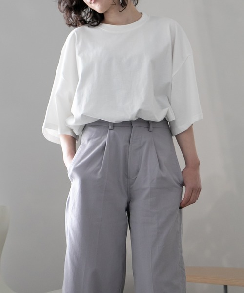 chuclla(チュクラ)の「【chuclla】【2020/SS】organic cottion サイドスリットTシャツ chw1133(Tシャツ/カットソー・レディース・ホワイト/ブラック/ベージュ/モカ・FREE)」の5枚目の写真