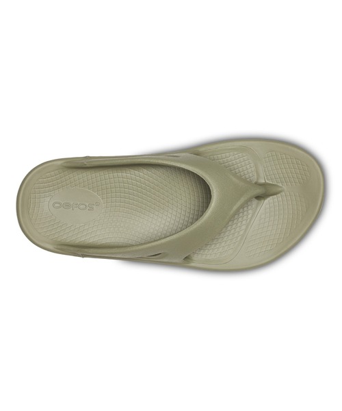 OOFOS(ウーフォス)の「OOFOS/ウーフォス メンズ レディース サンダル リカバリー クッション OORIGINAL ウーオリジナル(サンダル・レディース・ブラック/ベージュ/ネイビー/ダークグリーン/モカ/フューシャピンク/パープル/ホワイト/ライトパープル/グレイッシュベージュ/グレー/グリーン/ブルー/オリーブドラブ/グレー系その他/ライトグリーン/アーミー・24.0cm/28.0cm/25.0cm/26.0cm/23.0cm/27.0cm/29.0cm/22.0cm/30.0cm)」の19枚目の写真