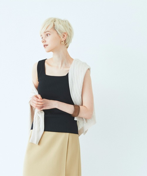 titivate（ティティベイト）の「ｽｸｴｱﾈｯｸﾀﾝｸﾄｯﾌﾟﾆｯﾄ（キャミソール・レディース・ブルー/ブラウン系その他/グレイッシュベージュ/ベージュ/ブラック・M/L）」の2枚目の写真