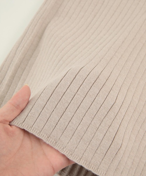 titivate（ティティベイト）の「ｽｸｴｱﾈｯｸﾀﾝｸﾄｯﾌﾟﾆｯﾄ（キャミソール・レディース・ブルー/ブラウン系その他/グレイッシュベージュ/ベージュ/ブラック・M/L）」の12枚目の写真