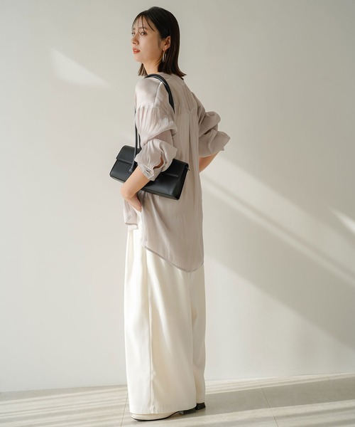 rectangle（レクタングル）の「バンドカラーシャイニーポプリンシャツ（シャツ/ブラウス・レディース・ライトグレー/ブラック/アイボリー/モカ・FREE）」の17枚目の写真