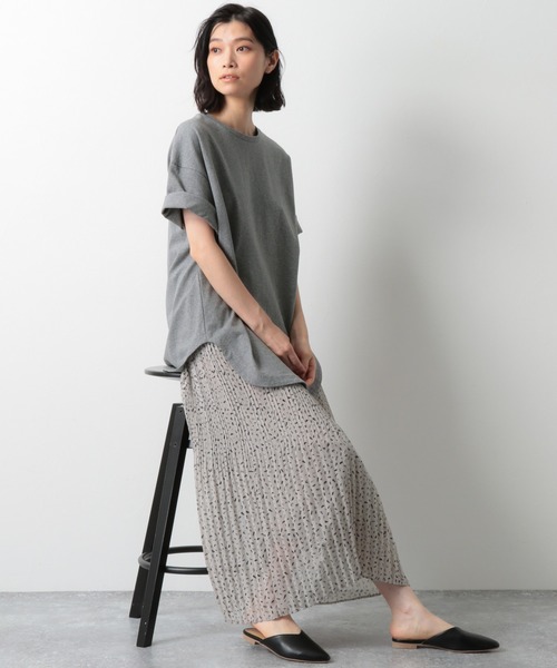 LAKOLE(ラコレ)の「ラウンドヘムBIG-Tシャツ / LAKOLE(Tシャツ/カットソー・レディース・オフホワイト/ベージュ/カーキ/グレー・SMALL/MEDIUM)」の17枚目の写真