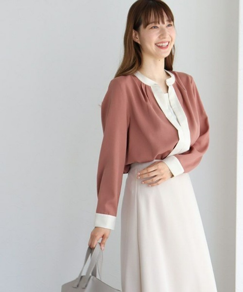 Pierrot（ピエロ）の「2wayタックブラウス（シャツ/ブラウス・レディース・ベージュ/オフホワイト/カーキ/ライトベージュ/ライトグレー/ブルー/ネイビー/ライトブルー/オレンジ/グレイッシュベージュ/ネイビー系/ホワイト×レッド/ホワイト×ブルー/グリーン系その他/アイボリー・M/L）」の21枚目の写真