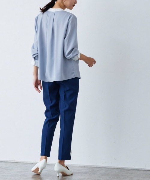 Pierrot（ピエロ）の「2wayタックブラウス（シャツ/ブラウス・レディース・ベージュ/オフホワイト/カーキ/ライトベージュ/ライトグレー/ブルー/ネイビー/ライトブルー/オレンジ/グレイッシュベージュ/ネイビー系/ホワイト×レッド/ホワイト×ブルー/グリーン系その他/アイボリー・M/L）」の22枚目の写真