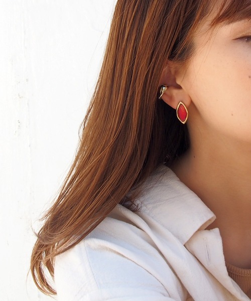 SALON（サロン）の「秋カラーエポキシ樹脂ピアス レッド（ピアス（両耳 