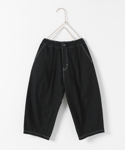 LOWRYS FARM（ローリーズファーム）の「カラースラウチパンツ　928597（その他パンツ・キッズ・ブラック/ベージュ/ブルー/レッド・110/120/130）」の2枚目の写真