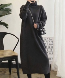 ハイネックニットワンピース