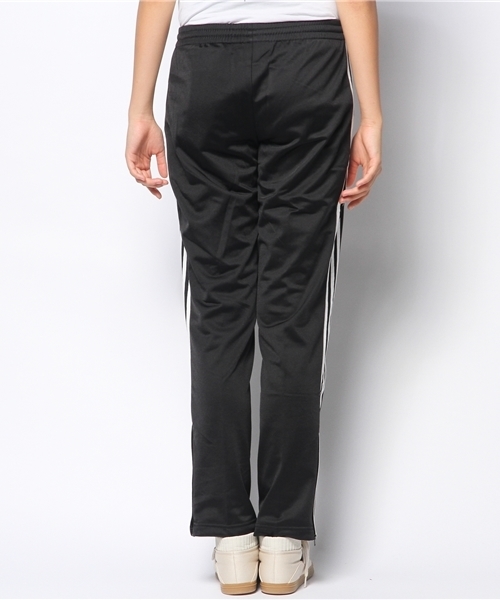 adidas Originals（アディダスオリジナルス）の「ウィメンズ