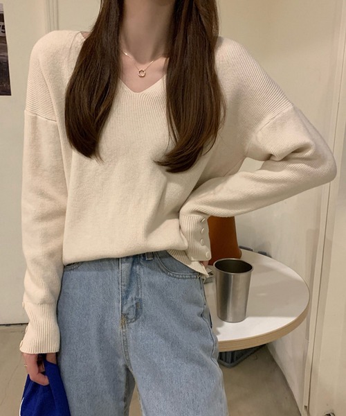 Ulysses（ユリシス）の「リブVネックニット（ニット/セーター・レディース・ホワイト/ブラック/ベージュ/ブラウン/グレー/ピンクベージュ/ブルー/キャメル・フリー）」の9枚目の写真