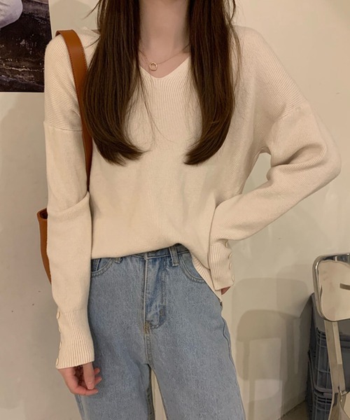 Ulysses（ユリシス）の「リブVネックニット（ニット/セーター・レディース・ホワイト/ブラック/ベージュ/ブラウン/グレー/ピンクベージュ/ブルー/キャメル・フリー）」の12枚目の写真