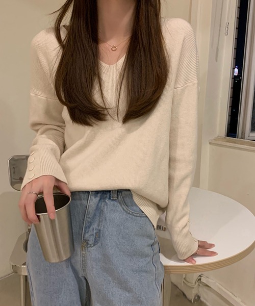 Ulysses（ユリシス）の「リブVネックニット（ニット/セーター・レディース・ホワイト/ブラック/ベージュ/ブラウン/グレー/ピンクベージュ/ブルー/キャメル・フリー）」の14枚目の写真