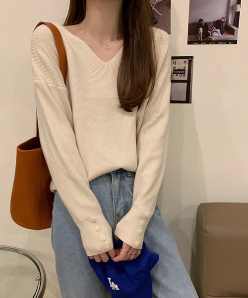 Ulysses（ユリシス）の「リブVネックニット（ニット/セーター・レディース・ホワイト/ブラック/ベージュ/ブラウン/グレー/ピンクベージュ/ブルー/キャメル・フリー）」の17枚目の写真