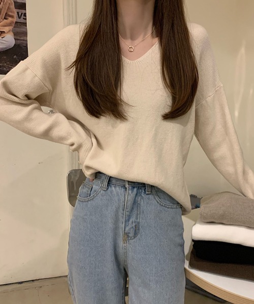 Ulysses（ユリシス）の「リブVネックニット（ニット/セーター・レディース・ホワイト/ブラック/ベージュ/ブラウン/グレー/ピンクベージュ/ブルー/キャメル・フリー）」の18枚目の写真