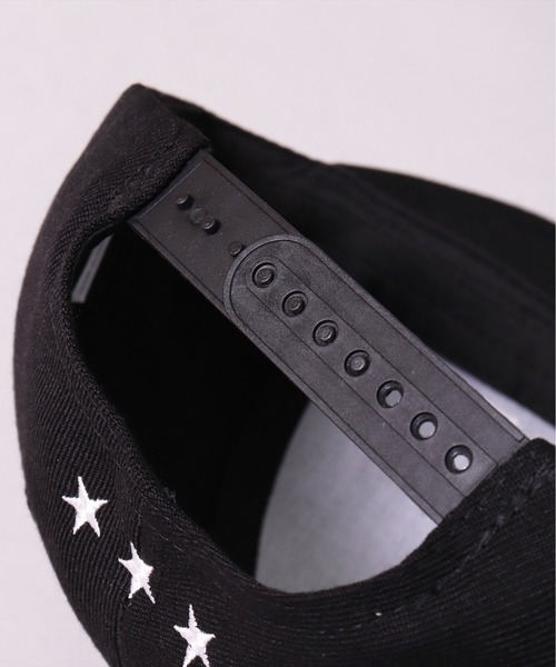 LUXE/R GOLF(ラグジュ ゴルフ)の「(RM)【LUXE/R GOLF】立体 コード 刺繍 ストレート キャップ(キャップ・メンズ・ブラック・FREE)」の15枚目の写真