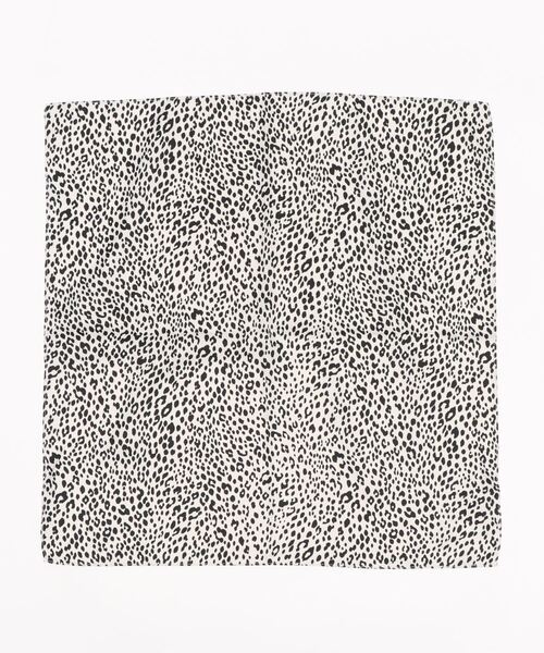 AMERICAN HOLIC（アメリカンホリック）の「ヒョウ柄スカーフ（ストール/ショール・レディース・ブラック/ライトブラウン/ライトカーキ・FREE）」の2枚目の写真