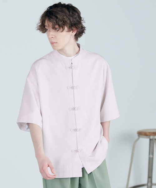 MONO-MART（モノマート）の「TRストレッチ オーバーサイズ バンドカラー チャイナシャツ(1/2 sleeve)（シャツ/ブラウス・メンズ・ホワイト/ライラック/ネイビー/ライトグレー/ブラック・M/L）」の5枚目の写真