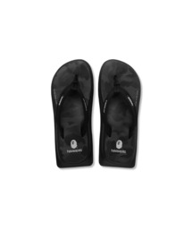 A BATHING APE（アベイシングエイプ）の「BAPE X HAVAIANAS