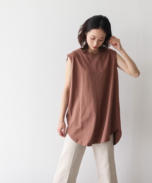 Social GIRL（ソーシャルガール）の「ノースリーブ チュニック Tシャツ トップス（Tシャツ/カットソー・レディース・オフホワイト/チャコール/テラコッタ/グレイッシュベージュ/ブラック/グリーン/モカ/ワイン/パープル/グレー/ネイビー・M）」の11枚目の写真