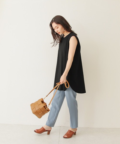 Social GIRL（ソーシャルガール）の「ノースリーブ チュニック Tシャツ トップス（Tシャツ/カットソー・レディース・オフホワイト/チャコール/テラコッタ/グレイッシュベージュ/ブラック/グリーン/モカ/ワイン/パープル/グレー/ネイビー・M）」の14枚目の写真