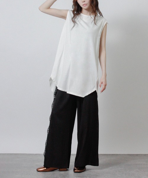 Social GIRL(ソーシャルガール)の「ノースリーブ チュニック Tシャツ トップス(Tシャツ/カットソー・レディース・オフホワイト/チャコール/テラコッタ/グレイッシュベージュ/ブラック/グリーン/モカ/ワイン/パープル/グレー/ネイビー・M)」の16枚目の写真