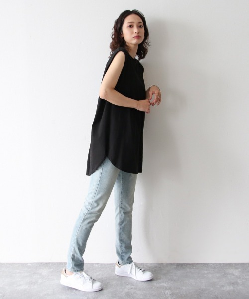 Social GIRL（ソーシャルガール）の「ノースリーブ チュニック Tシャツ トップス（Tシャツ/カットソー・レディース・オフホワイト/チャコール/テラコッタ/グレイッシュベージュ/ブラック/グリーン/モカ/ワイン/パープル/グレー/ネイビー・M）」の16枚目の写真