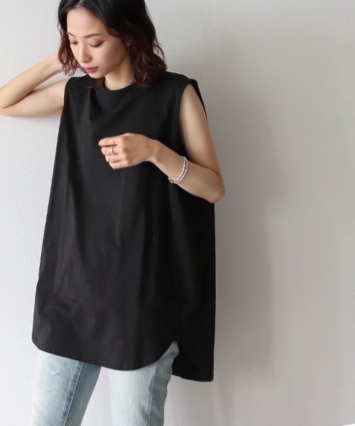 Social GIRL（ソーシャルガール）の「ノースリーブ チュニック Tシャツ トップス（Tシャツ/カットソー・レディース・オフホワイト/チャコール/テラコッタ/グレイッシュベージュ/ブラック/グリーン/モカ/ワイン/パープル/グレー/ネイビー・M）」の15枚目の写真