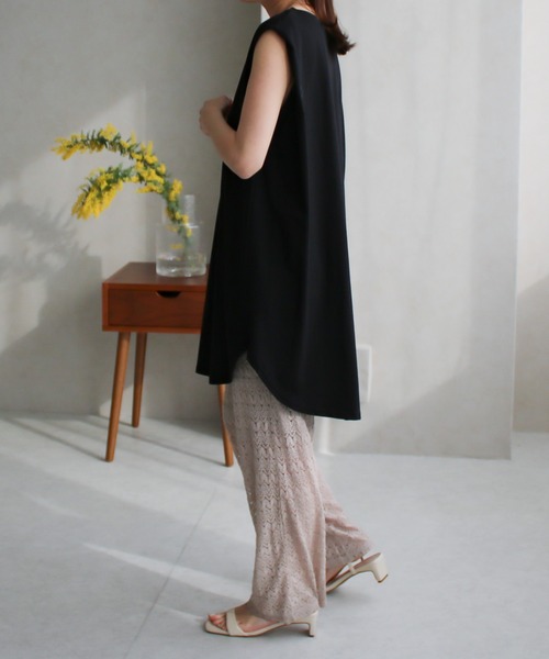 Social GIRL（ソーシャルガール）の「ノースリーブ チュニック Tシャツ トップス（Tシャツ/カットソー・レディース・オフホワイト/チャコール/テラコッタ/グレイッシュベージュ/ブラック/グリーン/モカ/ワイン/パープル/グレー/ネイビー・M）」の21枚目の写真