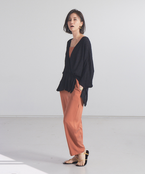 qualite（カリテ）の「【WEB限定】ドビーカシュクールブラウス（シャツ/ブラウス・レディース・ブラック/オフホワイト・フリー）」の6枚目の写真
