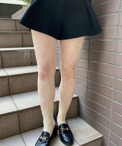 SPINNS（スピンズ）の「レースタイツ C（タイツ/ストッキング・レディース・アイボリー・ONESIZE）」の7枚目の写真
