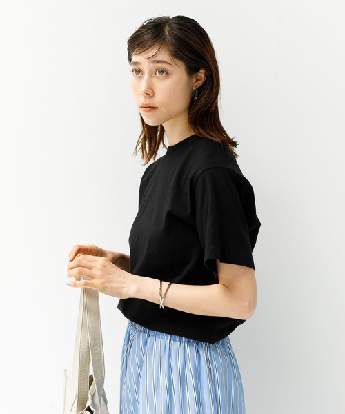 koe（コエ）の「抗菌防臭オーガニックコットンクルーネックＴシャツ*（Tシャツ/カットソー・レディース・ライトベージュ/サックスブルー/ライトグレー/ホワイト/ピンク/イエロー/ライトカーキ/ブラック・L/M/S）」の3枚目の写真