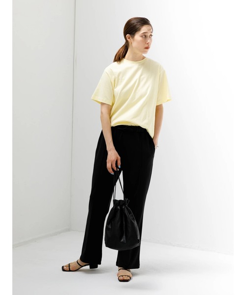 koe（コエ）の「抗菌防臭オーガニックコットンクルーネックＴシャツ*（Tシャツ/カットソー・レディース・ライトベージュ/サックスブルー/ライトグレー/ホワイト/ピンク/イエロー/ライトカーキ/ブラック・L/M/S）」の19枚目の写真