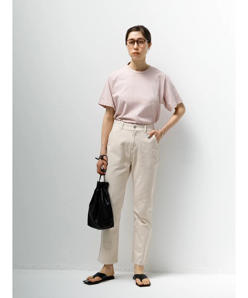 koe（コエ）の「抗菌防臭オーガニックコットンクルーネックＴシャツ*（Tシャツ/カットソー・レディース・ライトベージュ/サックスブルー/ライトグレー/ホワイト/ピンク/イエロー/ライトカーキ/ブラック・L/M/S）」の17枚目の写真