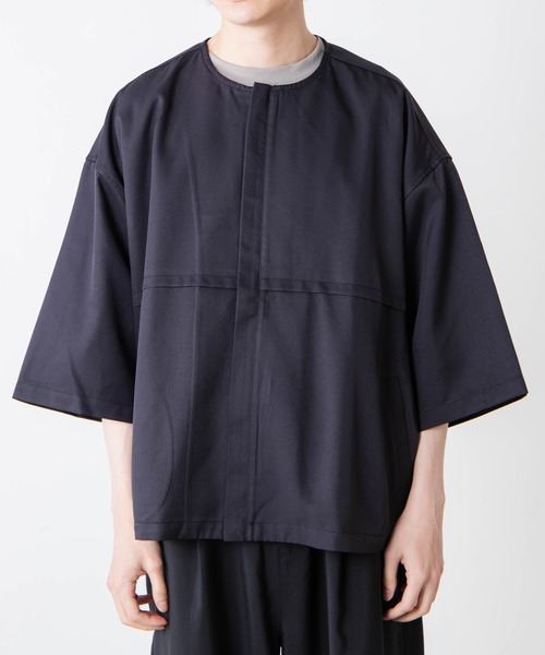 WEGO（ウィゴー）の「WEGO/ノーカラーZIPビッグシルエットシャツ（シャツ/ブラウス・メンズ・グレー系その他/ブラック・LARGE/MEDIUM）」の9枚目の写真