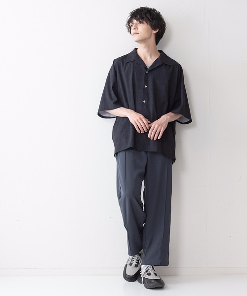 UNIIT（ユニット）の「【UNIIT】ドレープオープンカラー（開襟）シャツ ドルマンスリーブ（シャツ/ブラウス・メンズ・ブルー/グレー/ブラック系その他/ホワイト/ブラック/ワイン/ベージュ/その他/サックスブルー/ミント・MEDIUM/LARGE）」の21枚目の写真