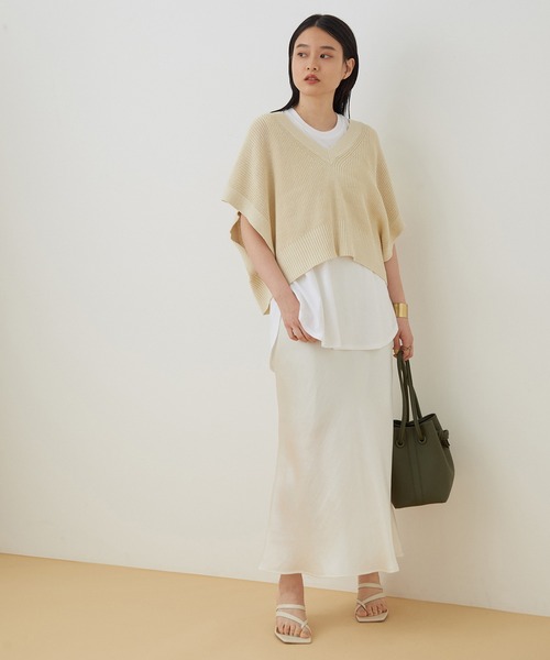 ADAM ET ROPE'（アダムエロペ）の「＜SETアイテム＞レイヤードベストプルオーバー（タンクトップ・レディース・ブラック/キナリ/ブラウン・FREE）」の5枚目の写真