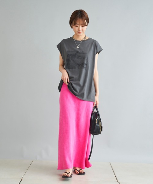 DouDou(ドゥドゥ)の「【WEB限定】フォトT(Tシャツ/カットソー・レディース・チャコールグレー/オフホワイト・FREE)」の3枚目の写真