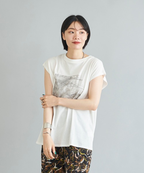 DouDou(ドゥドゥ)の「【WEB限定】フォトT(Tシャツ/カットソー・レディース・チャコールグレー/オフホワイト・FREE)」の5枚目の写真