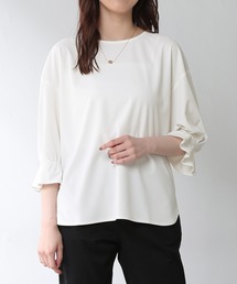 Honeys（ハニーズ）の「アクセ付トップス（Tシャツ/カットソー）」