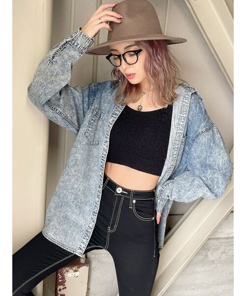 GYDA（ジェイダ）の「BIGケミカル デニムシャツ（シャツ/ブラウス・レディース・ブラック/ブルー・FREE）」の8枚目の写真