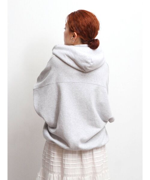 Ungrid（アングリッド）の「フードロゴルーズパーカー（パーカー・レディース・ライトグレー/ネイビー/オフホワイト・FREE）」の9枚目の写真