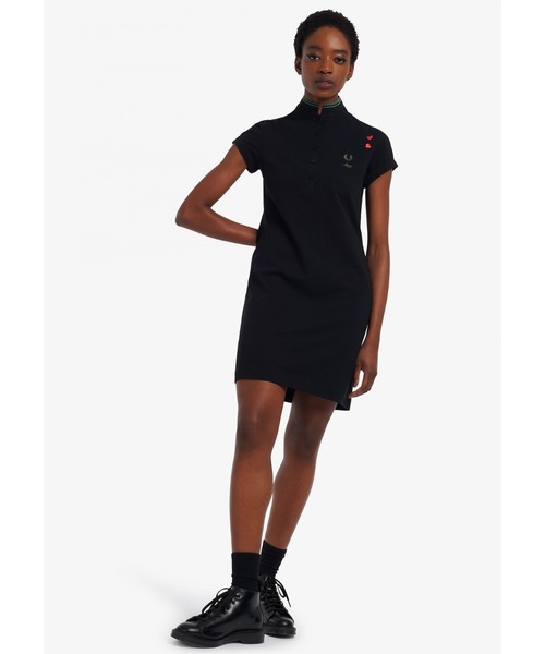 セール Amy Winehouse Pique Shirt Dress ワンピース Fred Perry フレッドペリー のファッション通販 Zozotown