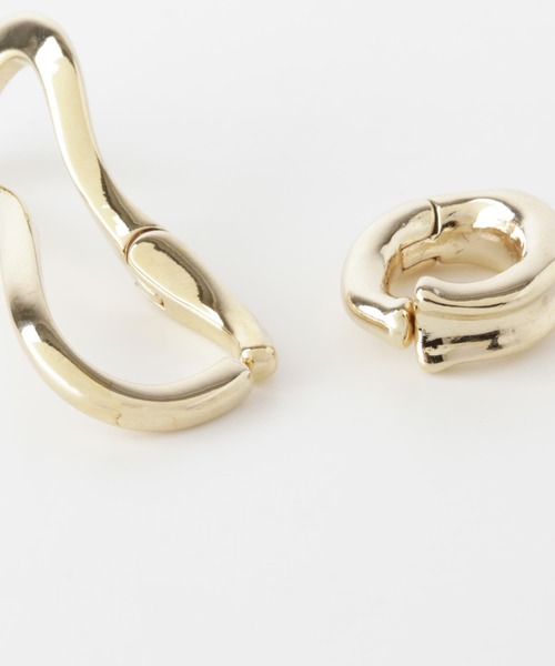 SMELLY（スメリー）の「2セットイヤカフ（イヤーカフ・レディース・ゴールド・-）」の3枚目の写真